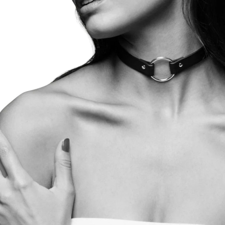 Regulowany choker na szyję z ekoskóry